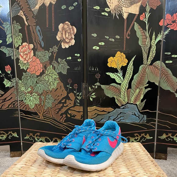 Nike Roche & Converse - Picture 3 of 6